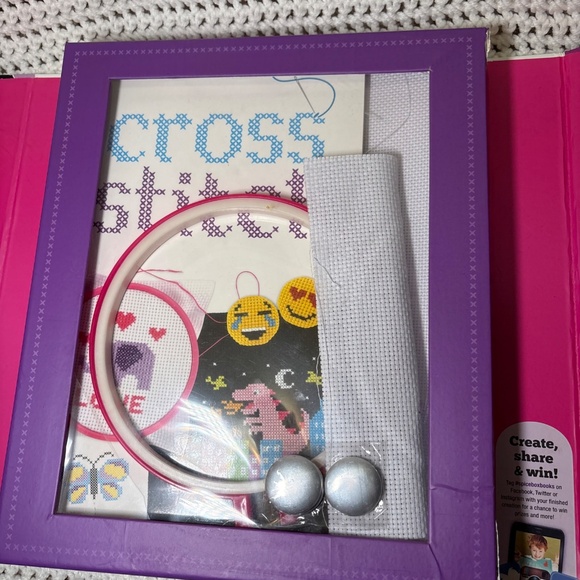 Spice Box KITS For Kids Cross Stitch 12 Projects Opened (See Descr.) - Picture 3 of 11